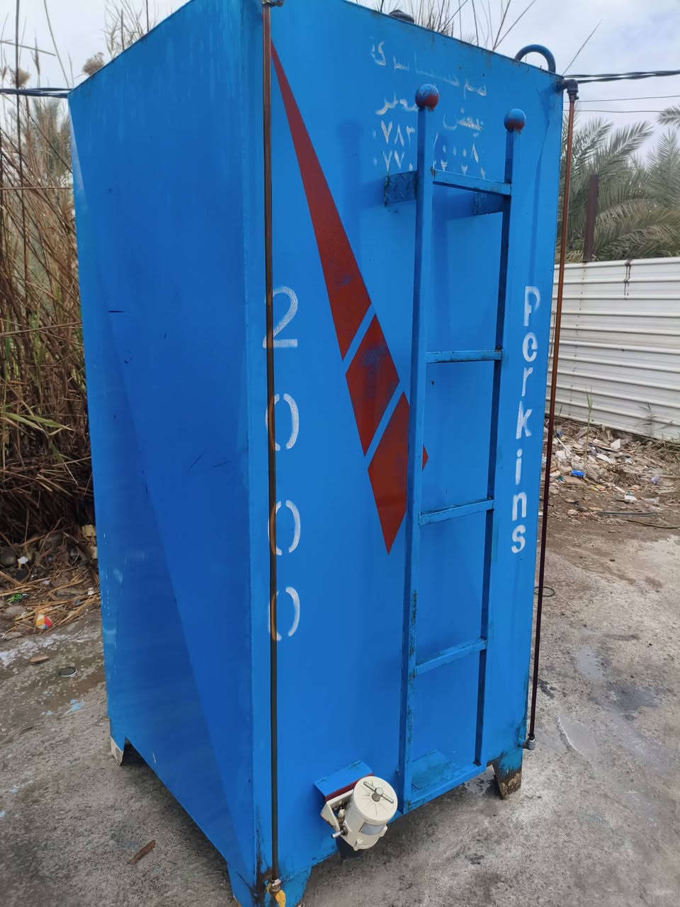 للبيع
٢٠٠٠لتر العدد ٢
***********
