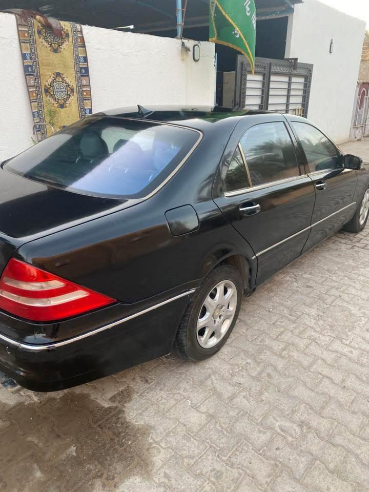 السلام عليكم شلونكم شباب  مراوس مراوس   مرسيدس غواصه رقم بصره اصولي محرك 8 مكفوله من حادث بيها صبغ عام  سنويه 27 تنتهي  شنو عندك مراوس تعال خاص تفاصيل وصور الرقم ***********
