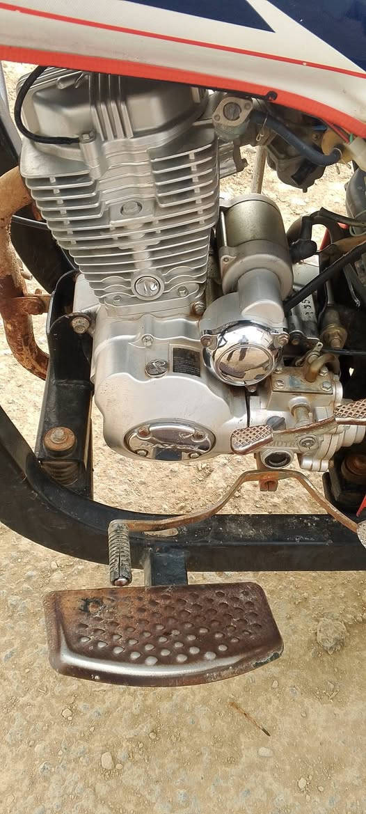 السلام عليكم محرك لبيع لمحرك مال 2025 محرك مابيه ايي شي مامفتوح بس كلجات فقط وشراي يجي خاص هذا رقمي ***********
