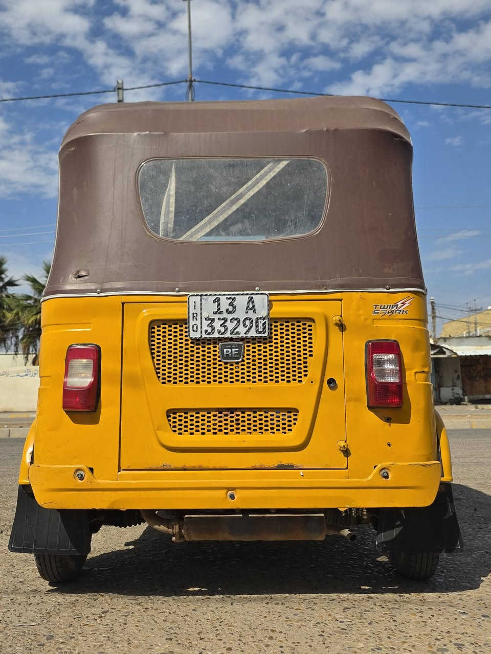 تكتك للبيع 21شهر10كشترها كفاله من الضربه ولصبغ ولمعجون ومكينه مجفته رقم وسنويه التكتك جاهزه وحلوه ماعوزها شي الشراي يتصل وتدلل***********مكلف بل نشر
