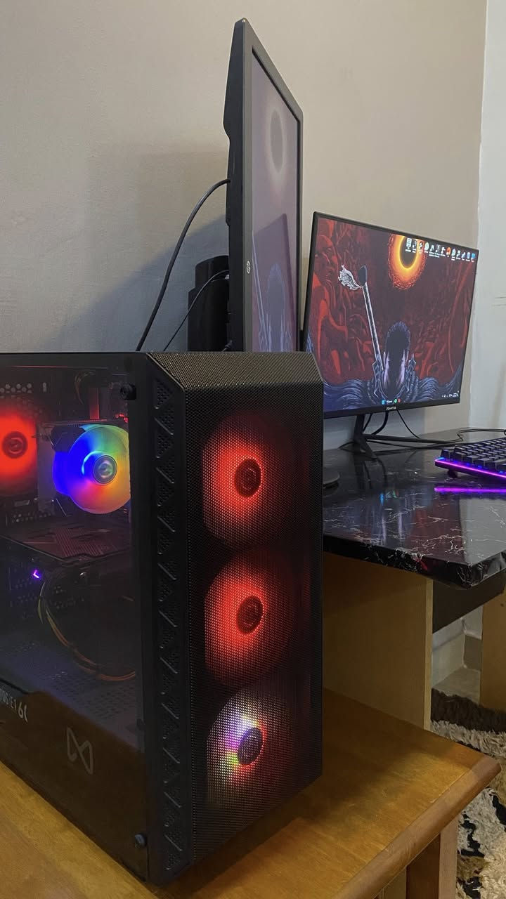 التجميعه كامله للبيع
الكيس مواصفاته :

كرت الشاشه RTX 3060 12GB ASUS DUAL

المعالج RYZEN 5 5600 TRAY

المذربورد B450M-A ASUS PRIME M.2 

الرامات 16GB (8X2) 3600MHZ RGB

التخزين 512GB M.2

 بقيه المواصفات بالصوره موضحه بوصل الشراء

الملحقات :

شاشه الرئيسية 165 Hz

الشاشه الثانوية full HD 1080

UBS فاربر ١٠٠٠

كيبورد كامل ريدراكون

ماوس لوجتك 

 

*ملاحظه التجميعه وقطعها والشاشه والUBS والكيبورد والماوس كلهن ويا الكراتين مالتهن*

شراي راسلني واتساب على الرقم ***********
