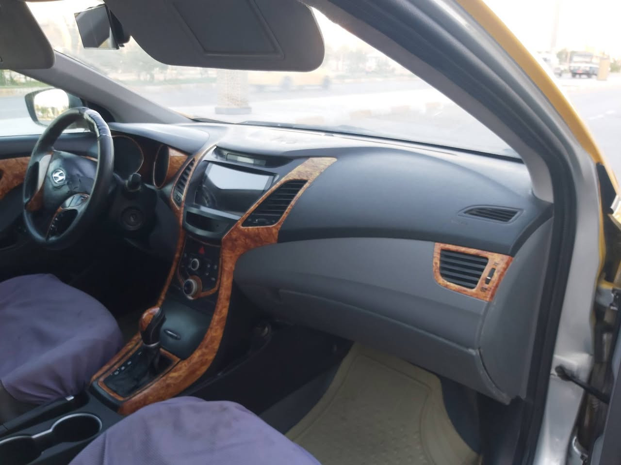 السلام عليكم سياره النترا للبيع موديل 2014 سياره جاهزه وجديده ماكينه 1800 عنوان ذي قار الناصريه سعر مناسب ***********
