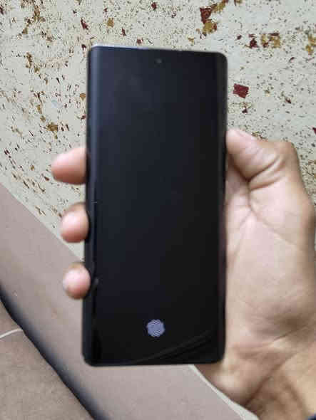 سلام عليكم.. جهاز انفنكس زيرو 30.. 5G.. ذكرة 256رام 24.. جهاز غني عن التعريف.. بصمة بل شاشة.. شاشة مصطحة.. بوبجي 60افريم.. كامرات تخبل جهاز كلو شغال شرط ما ملعوب بي... بدون غراض جهاز فقط.. وسعر 175نهايتو..بلاش مكان الايمن بل جديده ***********
