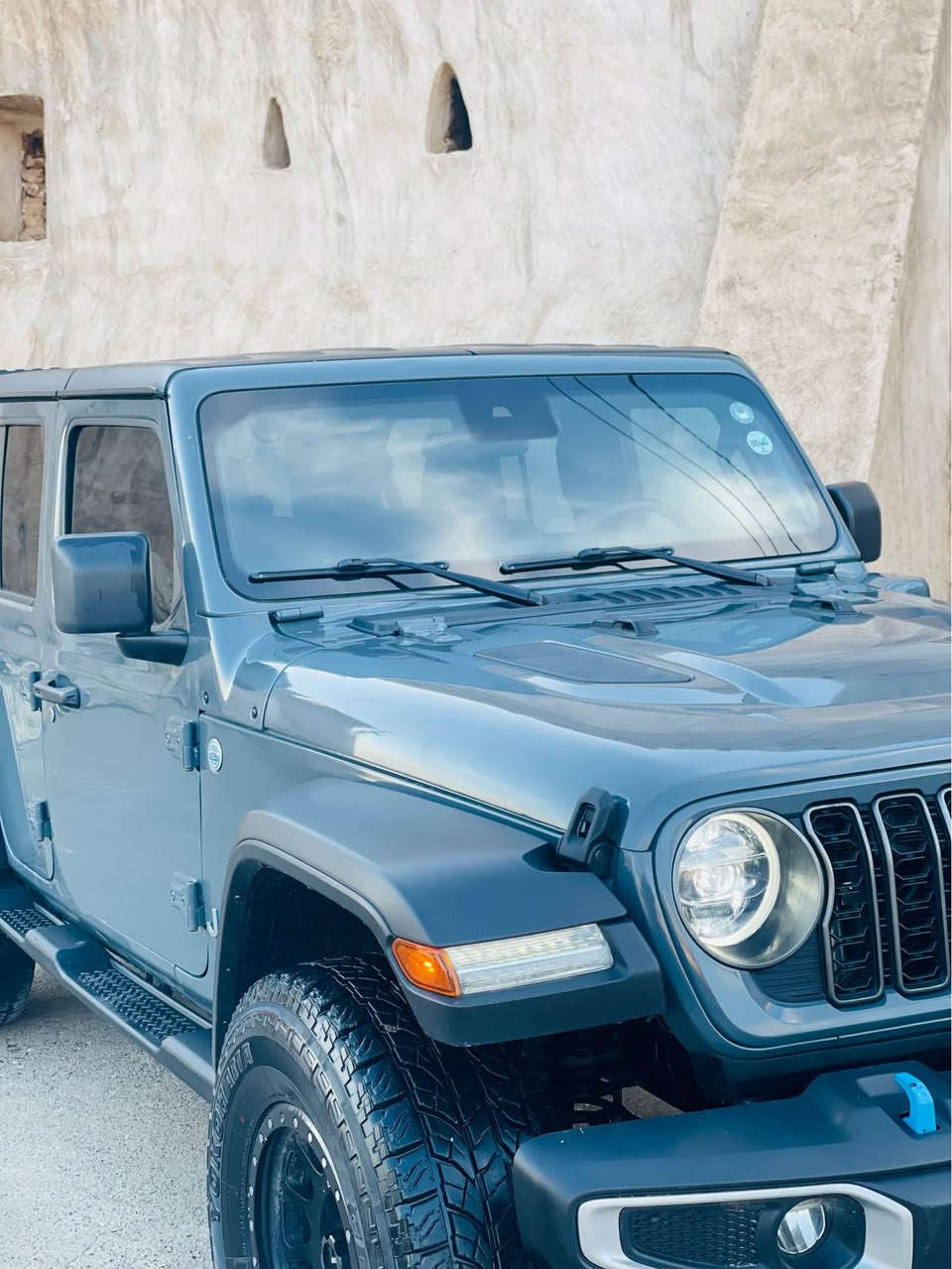 2024 هایبرێد بەنزین كارەبایی فول فول مواسەفات 
٣٠ مایل رۆیشتوە بۆنیتی و چاملغی سوبغە بێ ناو گرتن بێ شانسی بێ تەعدیل بەشەرت تەنها پەرەشوتی سوكان تەقیە و دانرایتەوە یەك دینار مەسرەفی تێدانیە سەنەوی تا ٢٠٣٠ 
نوییە
*********** كويسينجاك, أربيل
