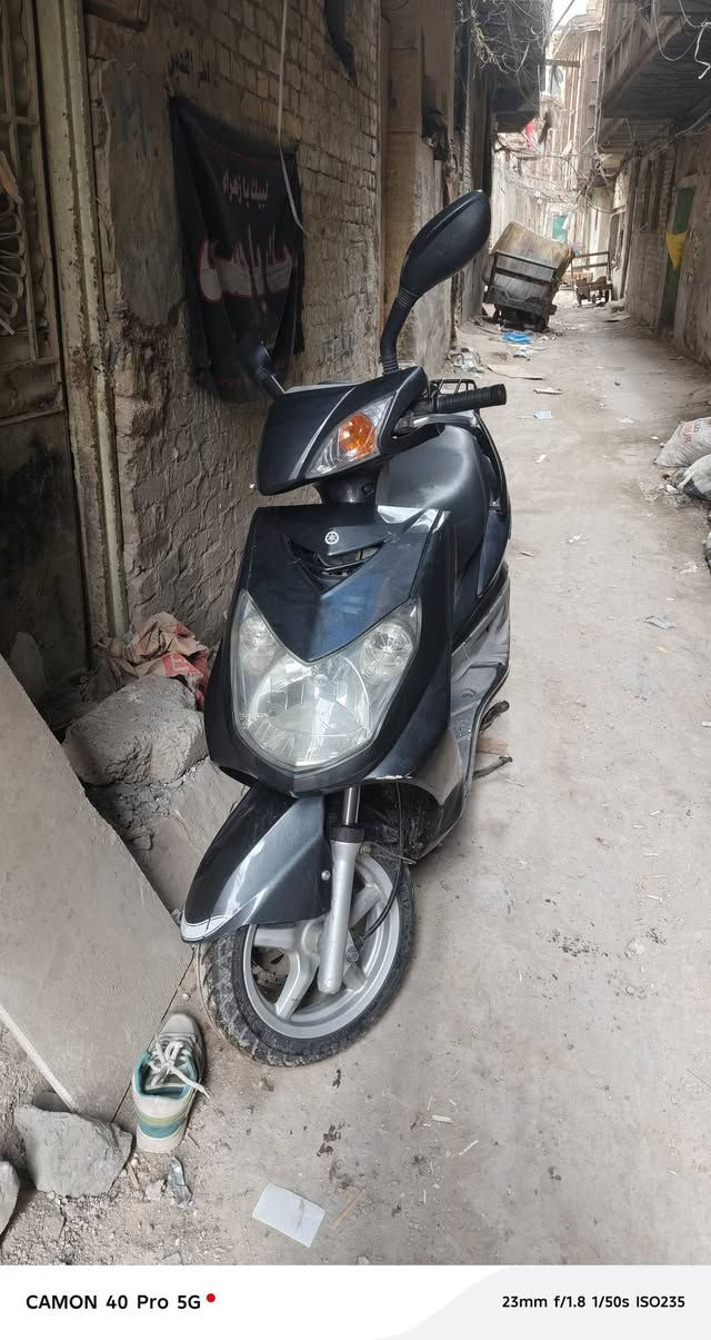 سكنس ياباني فحل للبيع سعر 950 بهة مجال قليل الدراجة اخت الرنبة توازيت علا بيعتهة الدراجة كلشي شغال بيهة  مكفولة من تاير للتاير بكاني بغداد ***********
