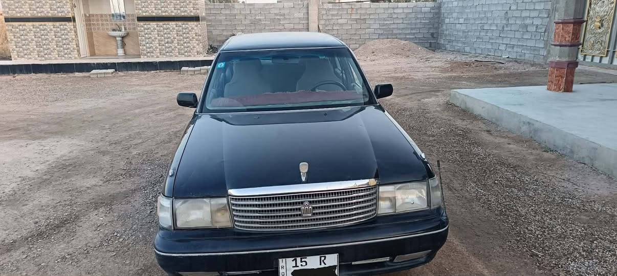 السلام عليكم للبيع كراون ارنب موديل 93رقم انبار نكليزي تحويل ثاني يوم محرك 2500 السياره مكفوله كفاله عامه السعر 75 وبيه مجال اتصل وبيك خير ودلل مكان السياره الانبار الفلوجه ***********
