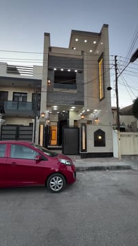 للبيع في السيدية دار سكن مساحة 125م واجه 5م مقابل العقار تشجير عرض الش...