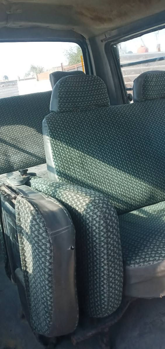 كيه هنداي للبيع سعرها ١٧ سنويه ٢٧
مكينه وكير ٢ونص تماتيك المكينه تدخن كاسره رنك حداديه حلوه 
العنوان البصره زبير 
الرقم ***********
