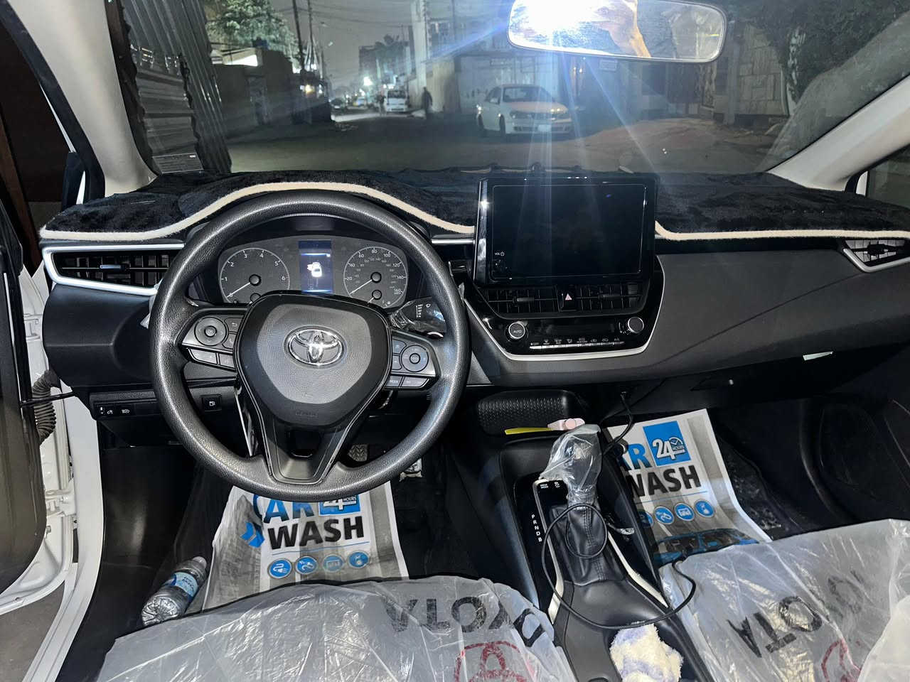 LE ياباني  بانزين + كهرباء هايبرد
وارد امريكي موديل 

2024 لون ابيض

محرك 1800 

رادار امامي 

تحديد مسار 

مانع تصادم 

توقف ذاتي عند الاقتراب 

لدات اماميه لايت زينون بلادي عالي ناصي

السياره بصمه 

كامره خلفيه 📷

هاند بريك بصمه كهرباء 

اوتو هولد ⭕️

فول تحكمات ستيرن 

كروز مثبت سرعه   

حساس اطارات   

ملاحظه السياره بس حادث امريكا الباقي كله مكفول 
   
العنوان بغداد مدينه الصدر 

السعر  182$

 ☎️***********
