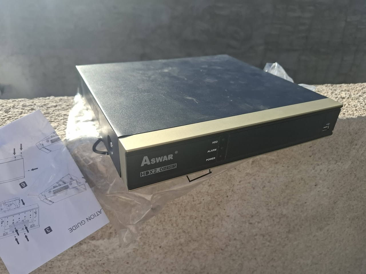 السلام عليكم كامرات مع كامل ملحقاتهن للبيع قيم بليرضي الله بيه جديد وبي  مستعمل  بغداد الاعظميه ***********
