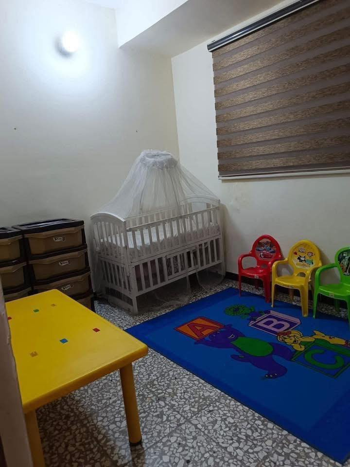 مشروع كامل للبيع .. ب28 مليون دينار فقط
روضه جاهزه للبيع 

المساحه 500 متر 

الايجار الشهري مليون و800 الف 

طلاب تقريبا 35 بالامكان استقطاب طلاب اكثر وتطوير الروضة .

وارد شهري 3 ملايين وخمسمائة الف بالامكان زيادة الوارد

تحتوي روضه وحضانه وصف خاص 

موقعها الدوره الميكانيك حي الحضر قرب مدرسه الاكنان 

الاجازه قيد الانجاز 

قسط الروضه 100 

قسط الحضانه 150 

قسط الصف الخاص من 250 إلى 450 حسب الحاله 

سبب البيع عدم التفرغ 

***********
