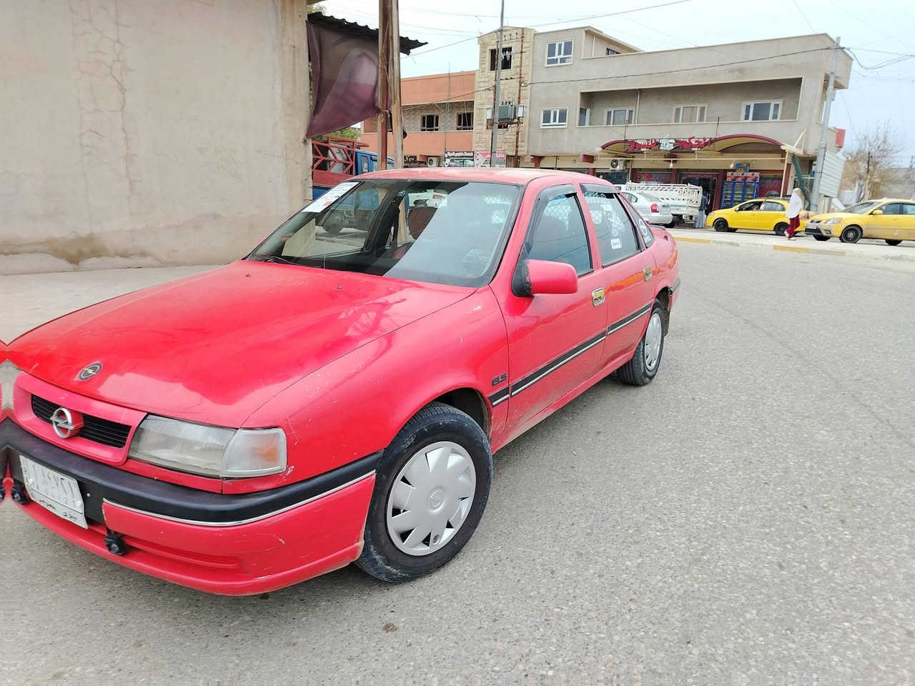 للبيع #فكترا حجم 16
بدون ضرر سيارة نظيفة وحلوة مع طخم تايرات جديد 
رقم ألماني بدون غرامات صاحبها الشرعي بحي العامل.
سعرها 40 $

***********
***********
