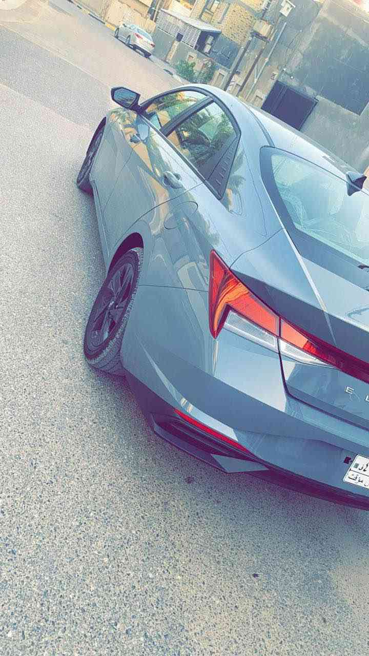 السلام عليكم شباب  النترا للبيع مديل 23 معوقين بصرا رقم ألماني الجديد المعوق موجود وخوش انسان السياره مبدل بيهه 3 قطع مداكر ثنين وبنيد لون السياره سموك ماشيه 180 الف مكينه الفين دوش سعر السياره 145 بيهه مجال بسيط مكان السياره البصرة الزبير رقم الهاتف *********** البصرة, العراق
