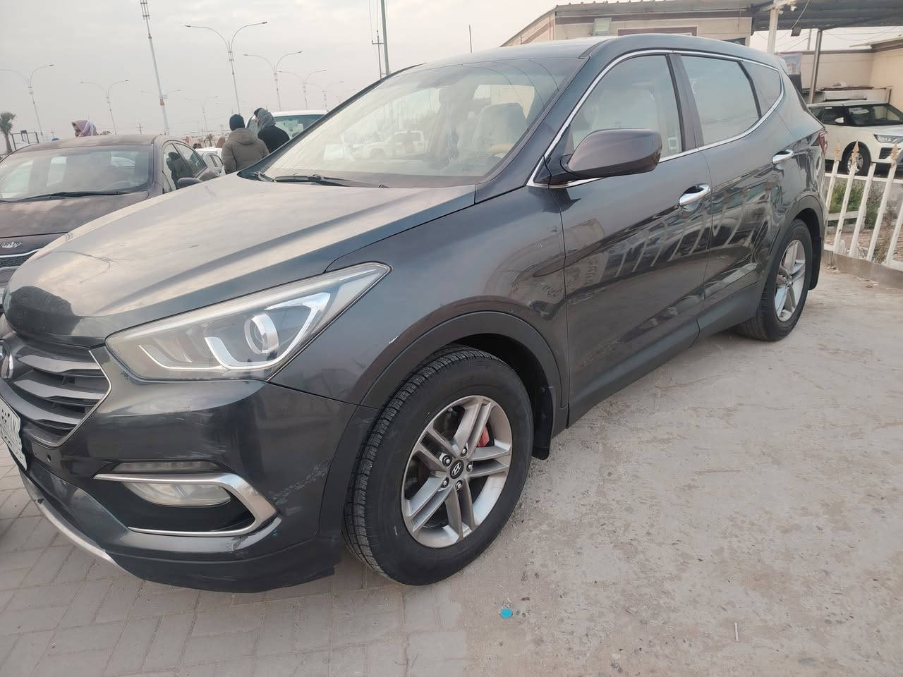 للبيع سنتافي 2017 وارد أمريكي
حادثه تبديل جاملغ وبنيد وباب صبغ والباقي كفاله جاهزه من كلشي ماشيه 140 رقم ذي قار مشروع وطني سنويه ل27 سياره نص فول السعر 133 وبي مجال مكان سماوه مركز ***********
