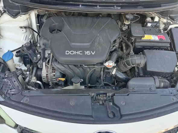 سلام عليكم سيراتو مديل 15 السياره نضيفه او ماشيه 290 رقم دولي جديد بسم شركه اتريد وكاله اتريد تحويل السياره بيهه بس طرف البنيد او بارد مكانين كلش نضيفه مكينه او كير اب شرط مكلف بل نشر رقم راعيه موجود ‏‪.   ‏‪0780 125 0047‬‏
