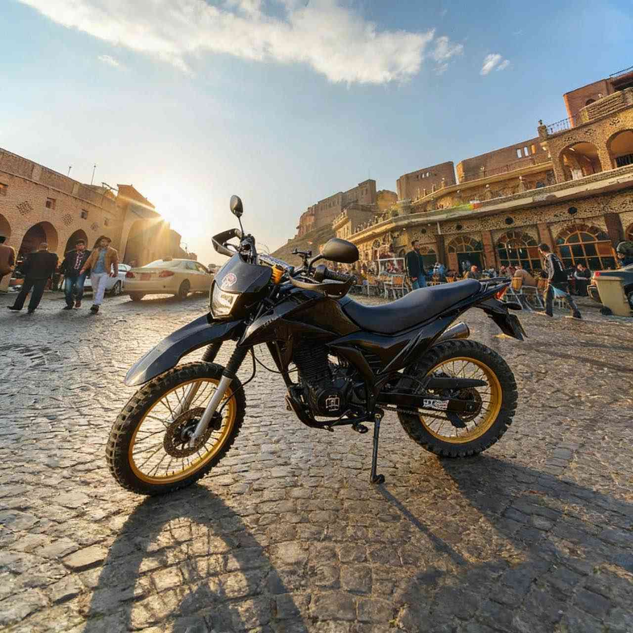 ئەوماتۆرە لۆفرۆشتنە زۆر جوان و بێکێشەیە کامل جوانکاری لۆکرایە تایەی دواوەی زەعیفە بەس تایەکی دەوێ شوێن هەولێر***********

دراجة كافيار لون مميز كامل تزويد مكان اربيل سايدين لاوان *********** أربيل, العراق
