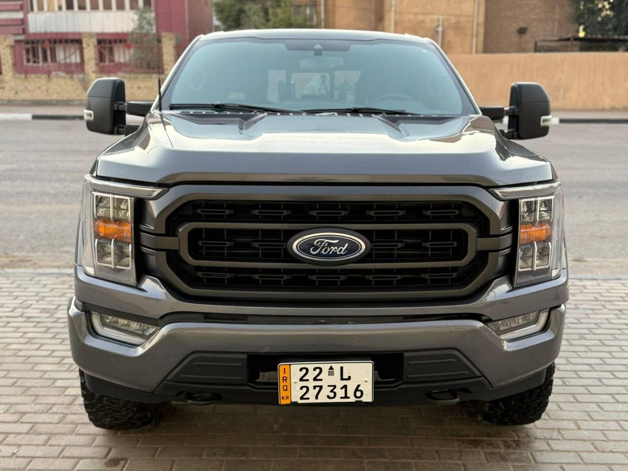 للبيع فورد f150. موديل 23 فئه FXR  مكينه ٨سلندر 5.0 ماشيه 8 الاف كيلو   دخول جديد رقم  اربيل بسمي تحويل  السياره معدله ومزوده من امريكا سستم كزوز من امريكا وتعديل ترفيع مكينه مزوده وضعيات قياده صوت كزوز رعب السياره فول داخل كير 10نمر مكينه 8سلندر كير طرح شاشه جبيره تدفئه كشنات مختمه بالكامل شعار ال FXR كشنات جلد تشغيل عن بعد سياقه اليه اوتو ستوب اوتو هولد رادارات جانبيه وخلفيه واماميه تحديد مسار فور ويل وسنكل وبعد بيهة هواي مواصفات للاستفسار *********** السعر  307$   وبيهة مجال حك الجيه السياره حيل جديده حادثهة جاملغ امامي وباب السايق دواخل مكفولات مكانهة كربلاء  ً الشراي يخابر .
