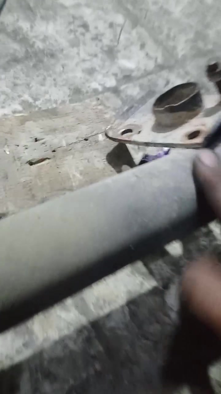 ***********
