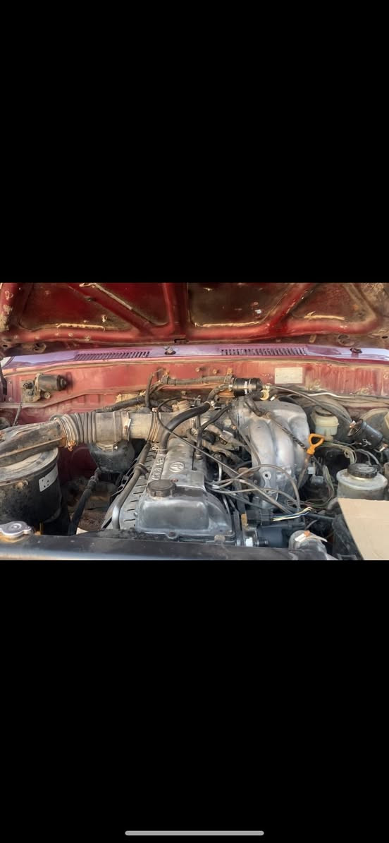 السلام عليكم سيارة لكروز موديل 93محرك بخاخ سيارة شك لكاع قويه ومعروفه موصفتة كير و مكينه مكفولت رعي موجود بقداد ولبقي شوف لعين ورجان لمو شراي لا يتصل ولا يعمل سعر 60ورقه ***********
