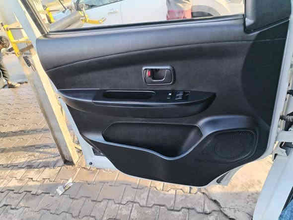 السلام عليكم للبيع او مراوس شانجان موديل2024 كير مكينة مكفولات تبريد تدفئة شاشة كامرة تحكمات ماشية 22الف تخم تاير جديد سعرها 93وبيها مجال للاتصال***********
