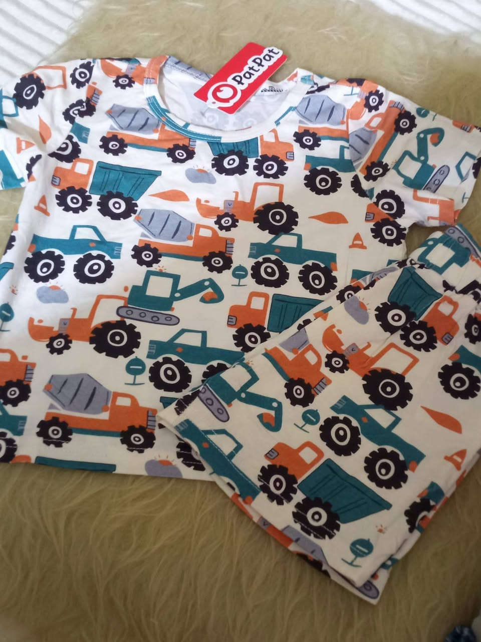 مرحبا بنات جبتلكم بضاعه بات بات جديد غير مستخدم واسعار حلوه ومناسبه واعمار مختلفه ولادي بناتي التفاصيل عالخاص ويوجد توصيل داخل وخارج كركوك


**إذا كنت صاحب هذا الإعلان وتريد حذفه لأي سبب، رجاءا أرسل رسالة إلى الدعم الفني**