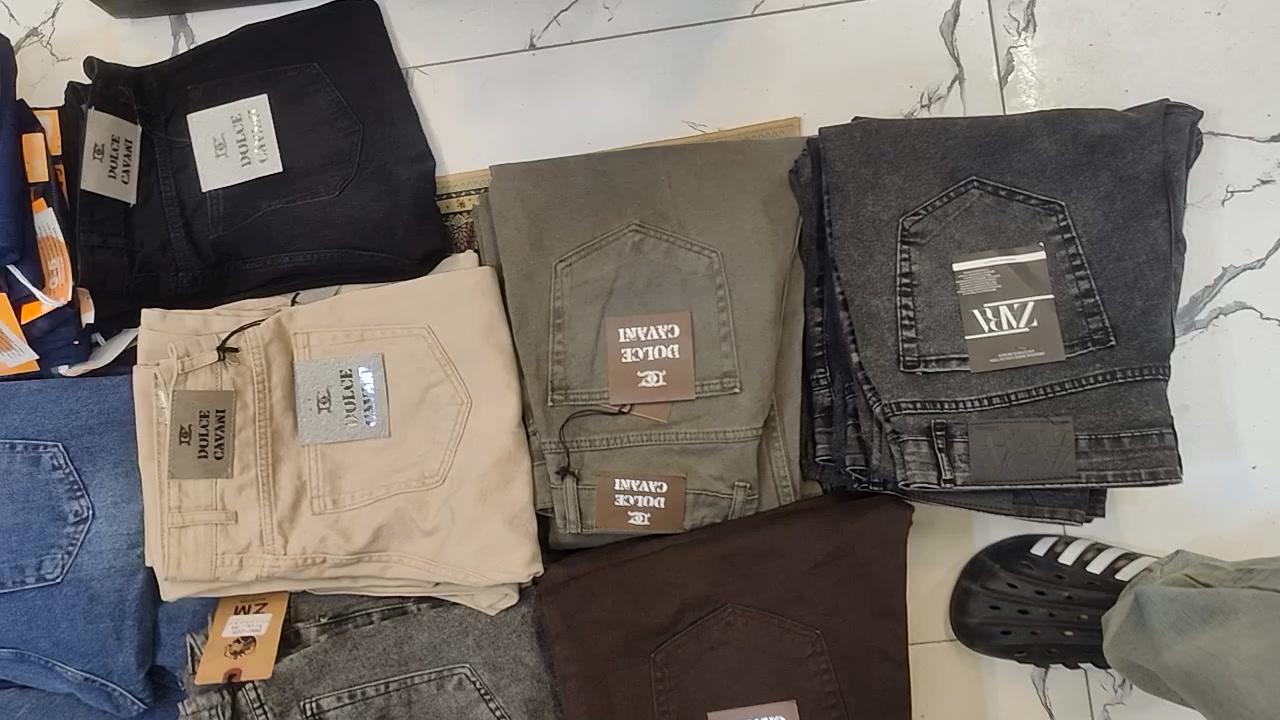 بناطير جنز تصفيه محل  كما موضح بصورة
للاستفسار ***********
