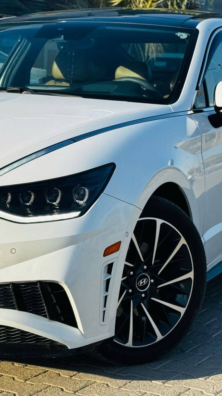 السلام عليكم ورحمة الله وبركاته
للبيع هيونداي سوناتا  موديل 2021 فول

رقم اربيل 

المواصفات : 

1 - بانورما 

2- لايتات ديناميكي 4 عدسات 

3- حساسات امامي خلفي 

4- رادار امامي خلفي جانبي 

5 - تدفئه +تبريد كشنات

6- مكينه 1,600 تيربو 

7-كامرات خلفيه+كامرات محيطيه 360 درجه 

8- كشنات كهرباء جلد 

9- لد انارة داخليه بلادي عدة اللوان 

10- تحكم ستيرن جهتين 

11- كروس سرعه + تحديد مسار والخروج عن المسار

12- تشغيل عن بعد 

13- تبريد خلفي 

14- مرايا وسطيه وجانبيه عاكسه للضوء 

15- حساس مطر 

16- سستم صوت بووس 

17-تبريد قطعتين 

18- ستيرن هيتر 

19-شاشه كبير ذكية +ابل كار بلي 

20- الصندوق ذكي يفتح عند الاقتراب منه 

21- شحن لا سلكي 

22_تحريك السياره الى الامام ول خلف عن طريق الريمون

23_داخل مشمشي

24_وبيها بعد هواي مواصفات 

 السيارة حلوه ونظيفه  

السعر الاتصال ع الرقم 

***********
