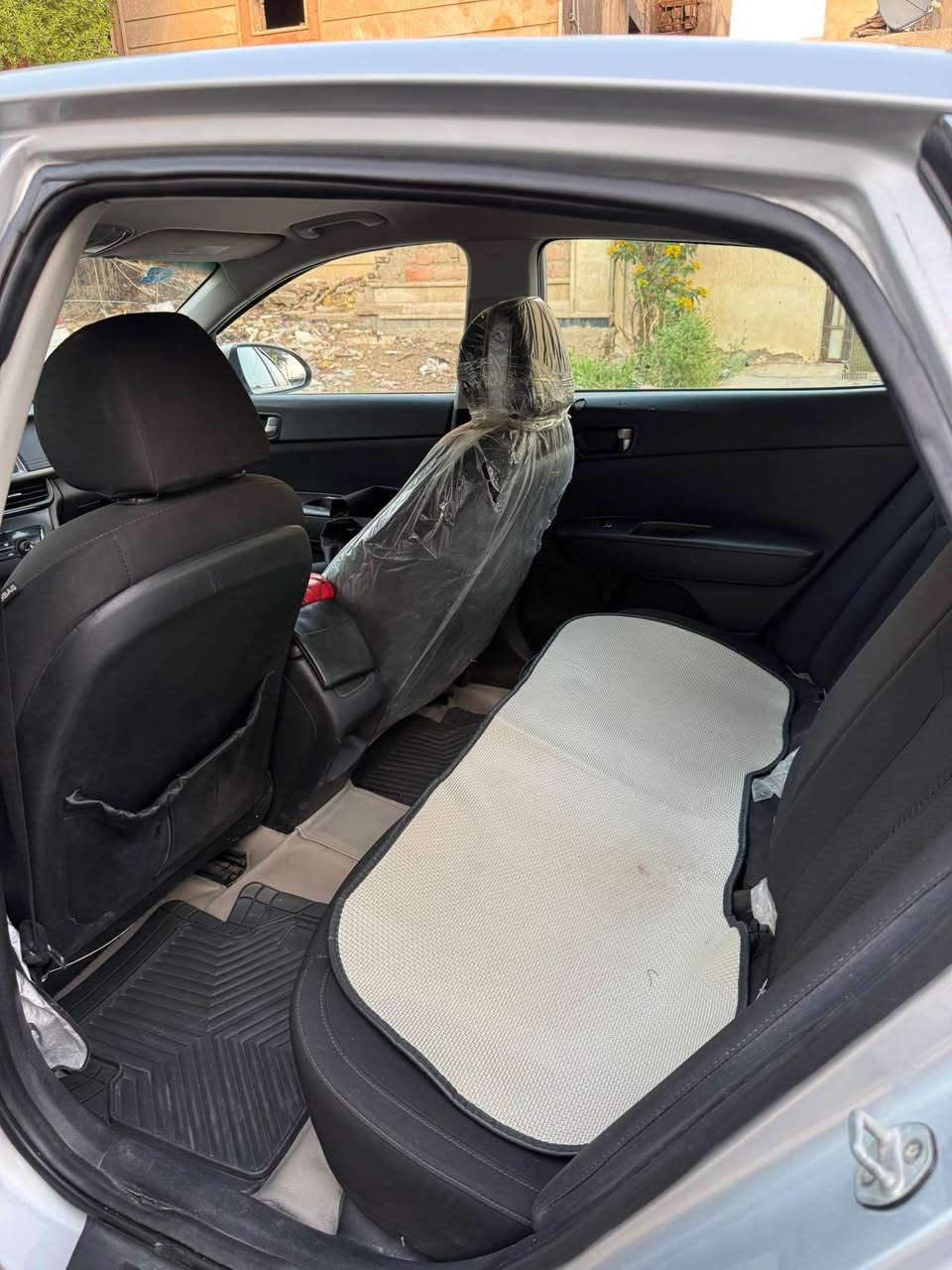 سلام عليكم كيا اوبتما 17 امريكي. 2400,GDi. كير مكينه مكفولات لاتبخير ولاتنقيص. مكينه معلي كازكيت دبل. 
حادث امريكا جاملغين وبنيد
 سيارة بيها شخوط صور الفحص بالمنشور
سيارة عليها ادامه عامه. بلكات مجاول نوزلات. تخم تاير تخم دسك اصلي دبل لنك.
السعر 135 ورقه 
المكان / مركز ناصرية / شارع النيل 
رقم الولد / *********** والسياره بأسمة . ناصرية, ذي قار
