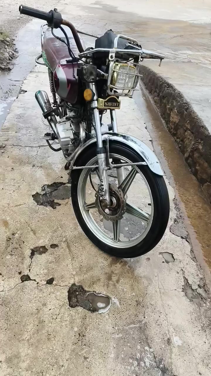 سلام عليكم مكلف بلنشر ماطور سيفان باب اول موديل2020
السعر325 
خاص موموجود الاتصال علا الرقم
***********
