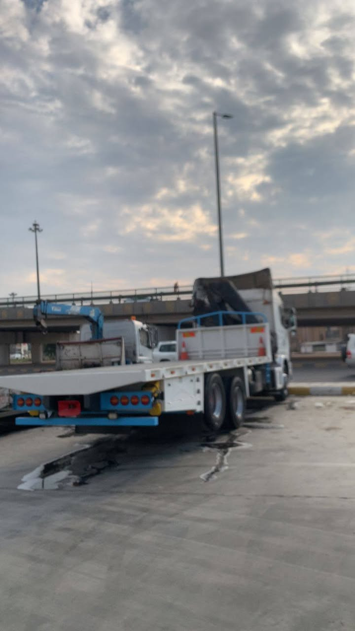 السلام عليكم شباب للبيع سكانيا كرين 2005 أصل 7طن تخم تاير بدي حداده جديد رقم جديد تحويل مباشر والسيارة جاهزة على اخر حباية  لمعلومات اكثر اتصل على الرقم
***********
