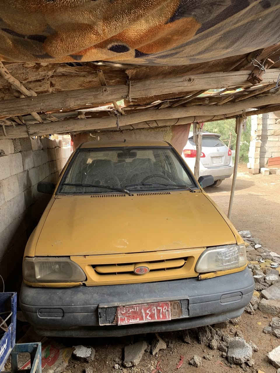 ‏سلام عليكم سايبة موديل 12 سيارة خير من الله كير ومكينه مكفولات سيارة نكره سلف ￼
 وسعرها مناسب مكان كوت شيخ سعد***********
