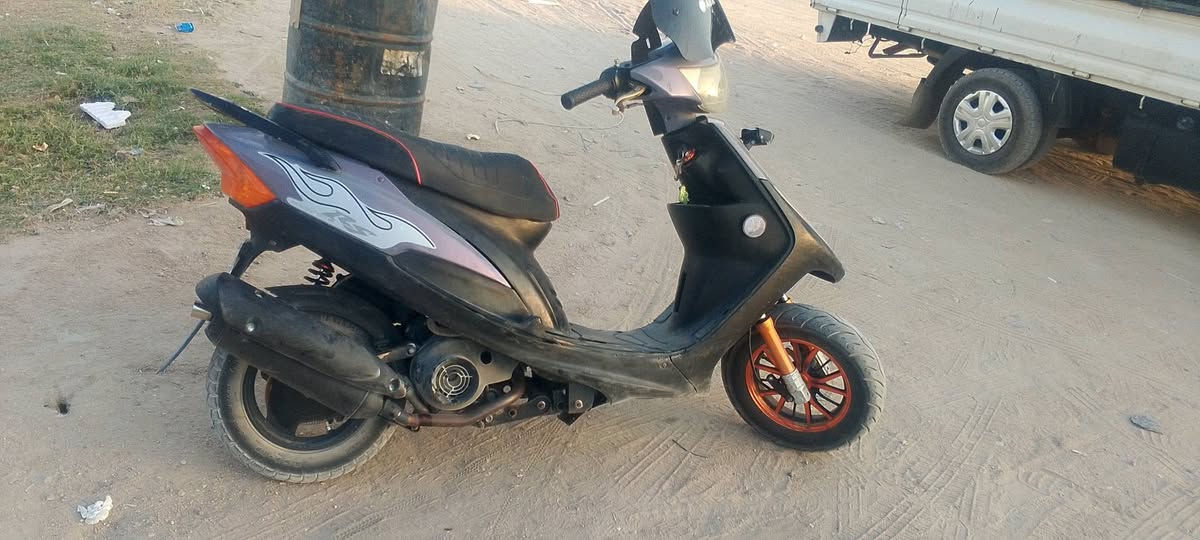 سلام عليكم
دراجه ماكس البيع سعر 500 وبيه مجال مكاني كربلاء 
الدراجه مكينه جديده ضفيره جديده كهربايات جدد واكفله من كلشي نفص بس الدبلات الكدام فاكسات رقم تلفوني 
***********

