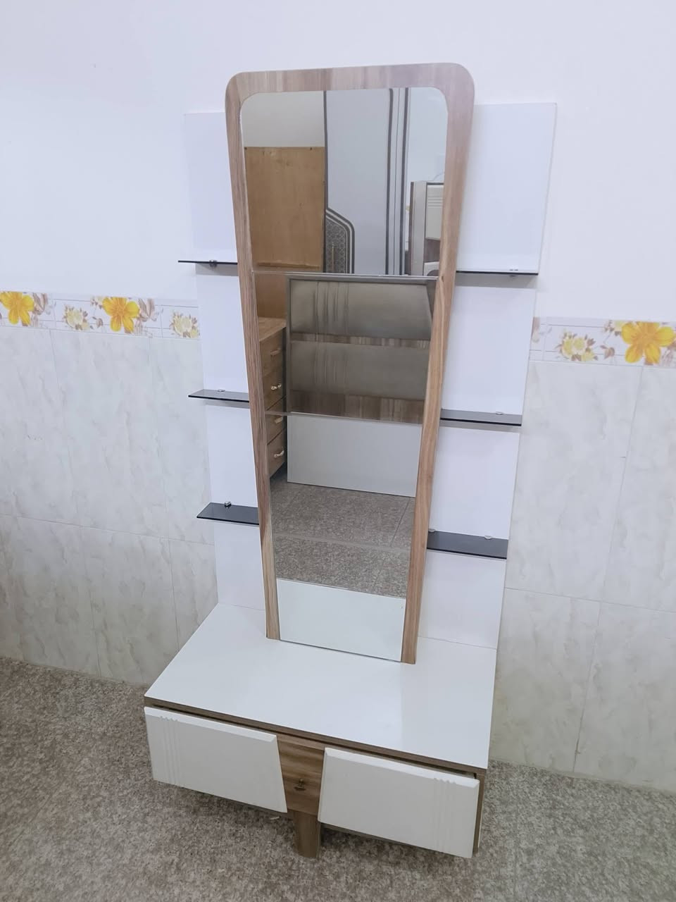 غرفه تركي مستعمل نضافه 90
نضام سلايت ماركه ثكيله 
السعر 550
عدد القطع 8 
وي الشد والنقل داخل بغداد مجاني
تفاصيل أكثر خاص


**إذا كنت صاحب هذا الإعلان وتريد حذفه لأي سبب، رجاءا أرسل رسالة إلى الدعم الفني**