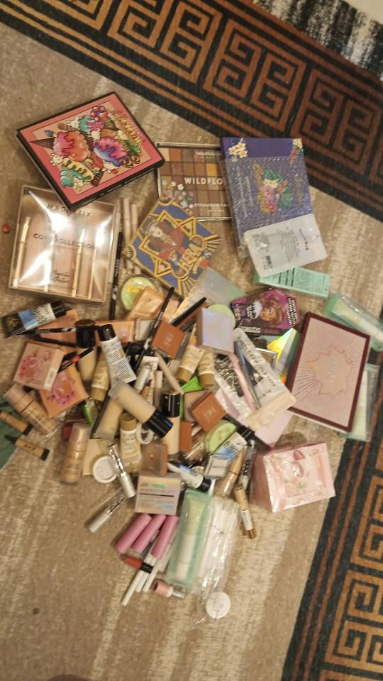 مجموعه مكياج كامله بسعر 35توصيل مجاني حلة, بابل


**إذا كنت صاحب هذا الإعلان وتريد حذفه لأي سبب، رجاءا أرسل رسالة إلى الدعم الفني**