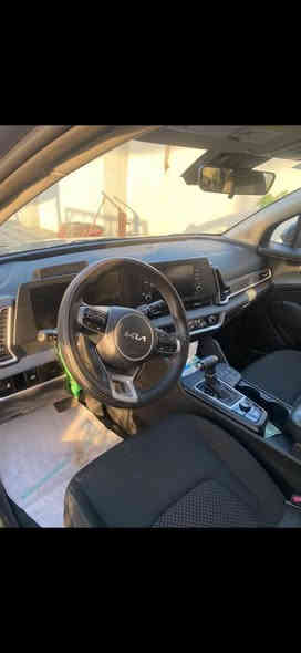 سلام عليكم موديل ٢٣ صور الحادث كلشي موظح مكفوله من اي ايرباك كيا سبورتج لارج الطويله ماشيه ٣٧ سعرها ٢٠٥ $ رقم الهاتف ***********   مكانها مدينه الصدر
