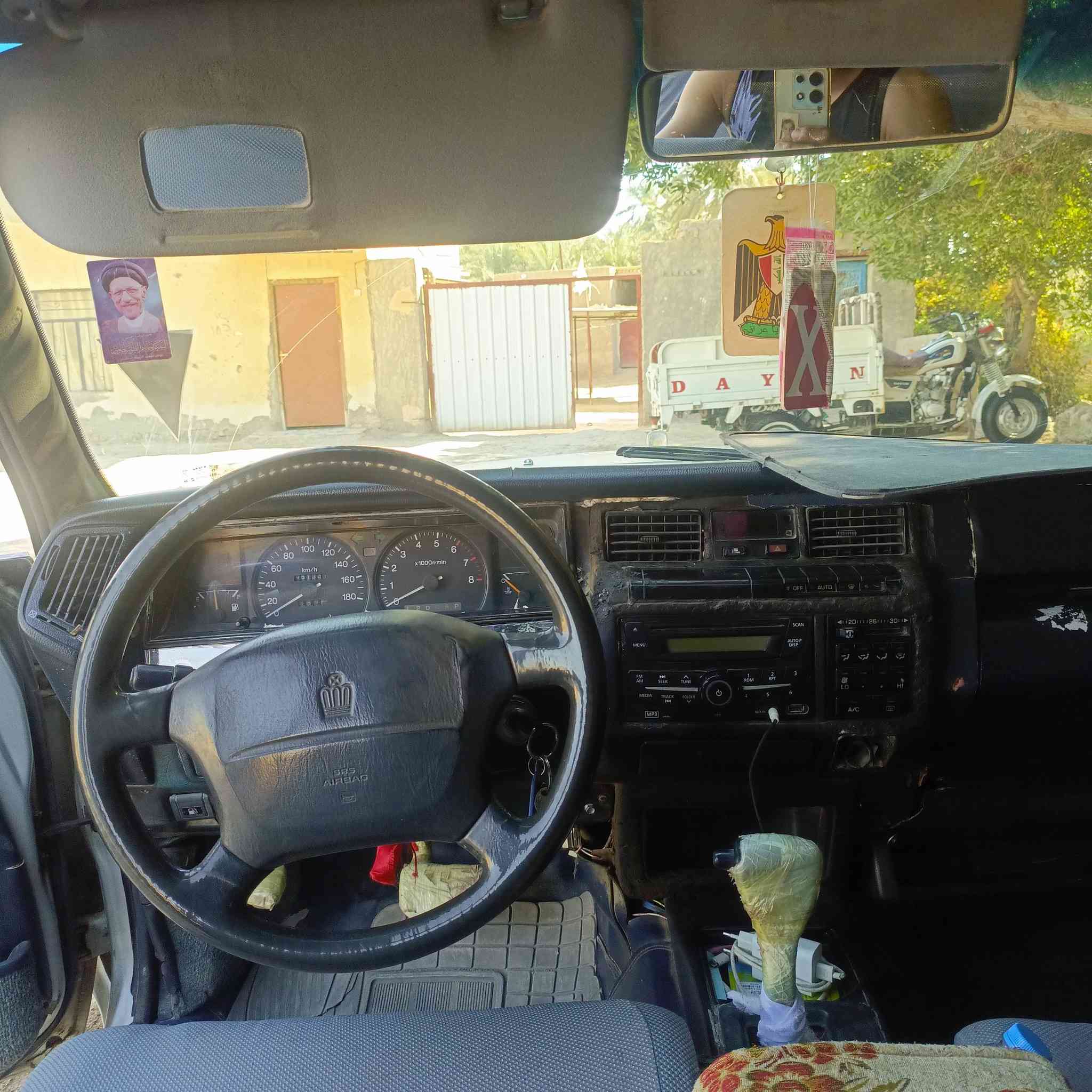 أرنب كصيف لون سلفري مكفوله من العيب الشرعي والاصوليات رقم نجف مشروع وطني سنويته صاله  شهرين من انتهت حداديه صالي سبوع من شاده تبريد ثلج مكينه وكير ثنين ونص ديلكو السعر 65 وبيها مجال ***********
