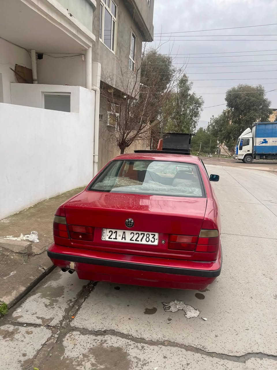 Bmw 520
گير عادي 
موديل 90
 ***********
