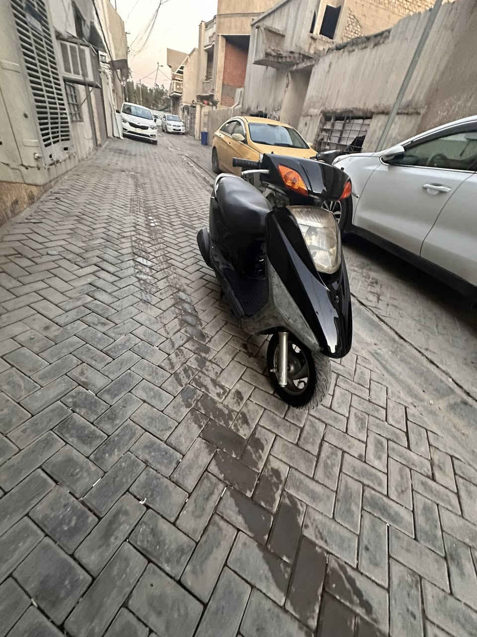 سلام عليكم بريز لايت جوه للبيع كفرات تجاري الدراجه نكره لصبح لعصر بليل شوكت متجيه نكره نقصها بس باتري كفراتها تجاريه سعرها 500 مكاني جامع النداء***********
