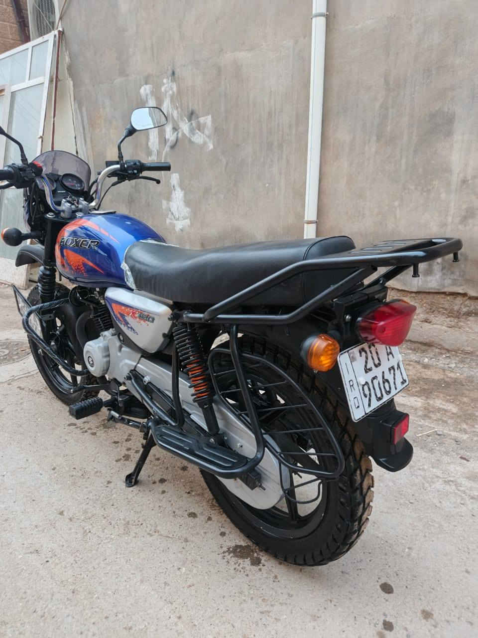 سلام عليكم دراجه بوكسر جبلي موديل ٢١ مرقم سنويه لوحه ديالئ دراجه مكفوله كفاله عامه مابي اي نقص جديده بمعنئ الكلمه تريد تحويل بنفس اليوم الشراي يتصل *********** مكاني ديالئ بعقوبه
