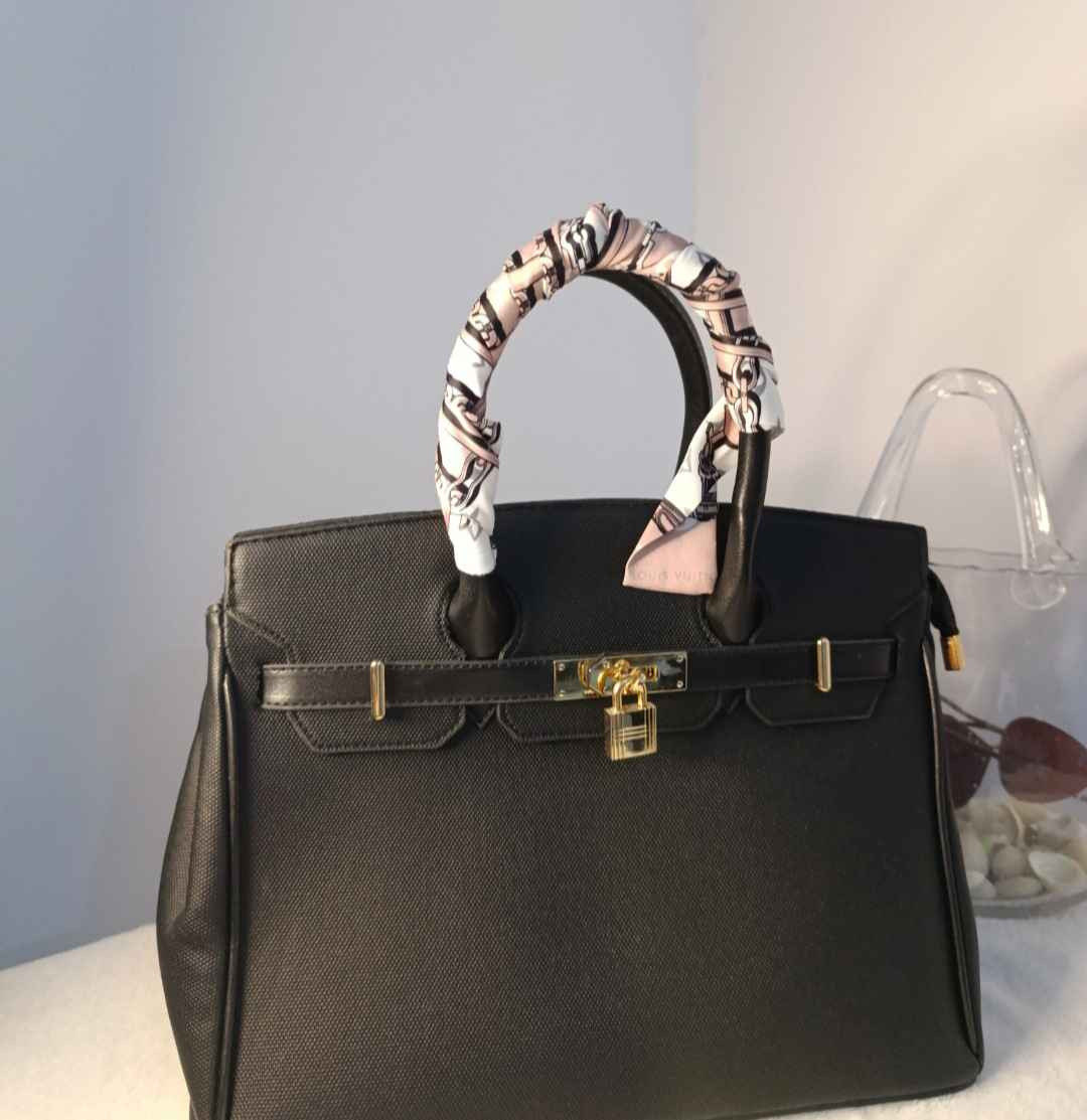 حقائب نسائيه يدد قطع تجننن كوالتي عالي جدا توصيل جميع محافظات العراق 3 الاف فقطط الرمادي, الأنبار


**إذا كنت صاحب هذا الإعلان وتريد حذفه لأي سبب، رجاءا أرسل رسالة إلى الدعم الفني**