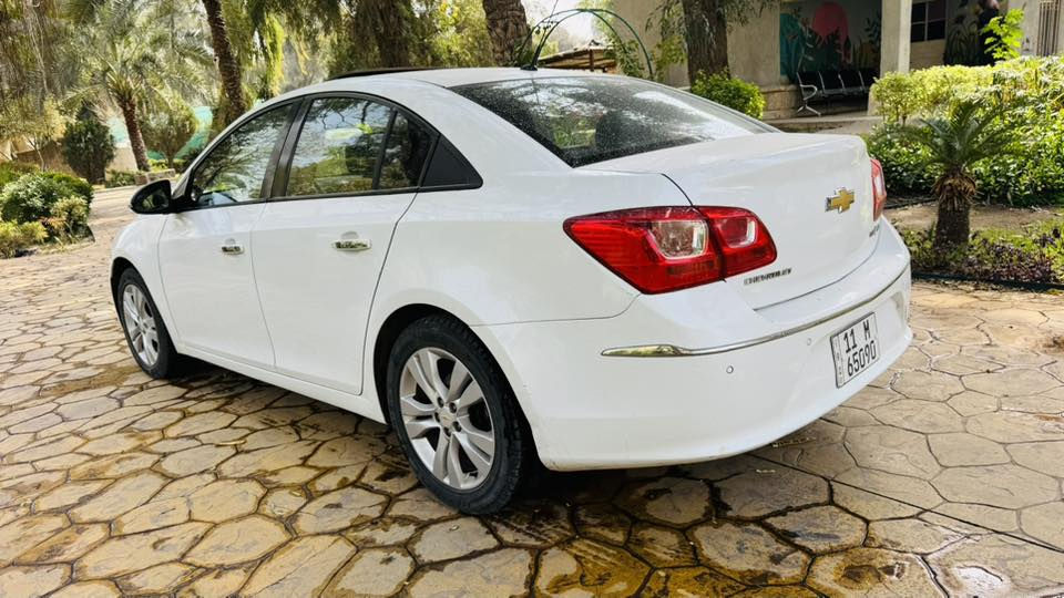 كروز 16 خليجي فول مواصفات بصمة تشغيل وابواب + مكينة 1800 مكفولة+ بيها صبغ 3 قطع بدون دواخل بدون ايرباك نفس القطع مصلحه + ماشية 136الف 
رقم وسنوية وهزه كاملة سياره بدون نقص
السعر ( 86$ )
بغداد الكرخ 
***********
