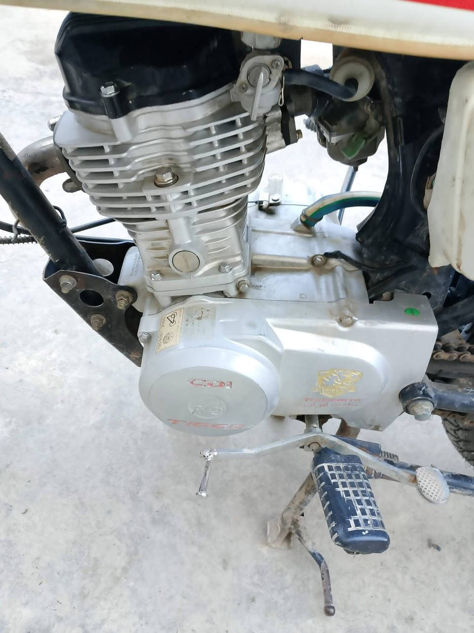 للبيع تايكر 2019  أوراق كامله 5  اوراق   دراجه كامله مكمله ماناقصه برغي كهربائيات كلها شغاله سعر 390 وبيه مجال قليل 
مكاني ديالى بعقوبه 
الشراي يجي خاص او يتصل ***********
