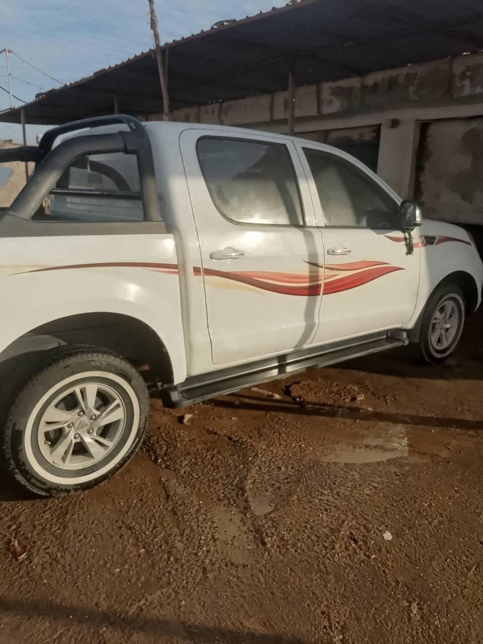 سلام عليكم فتون موديل عشرين رقم ذي قار سنويه 26 محرك كير تايرات حداديه خير من الله مكان ناصريه سيدخيل السعر 90 تلفون ***********
