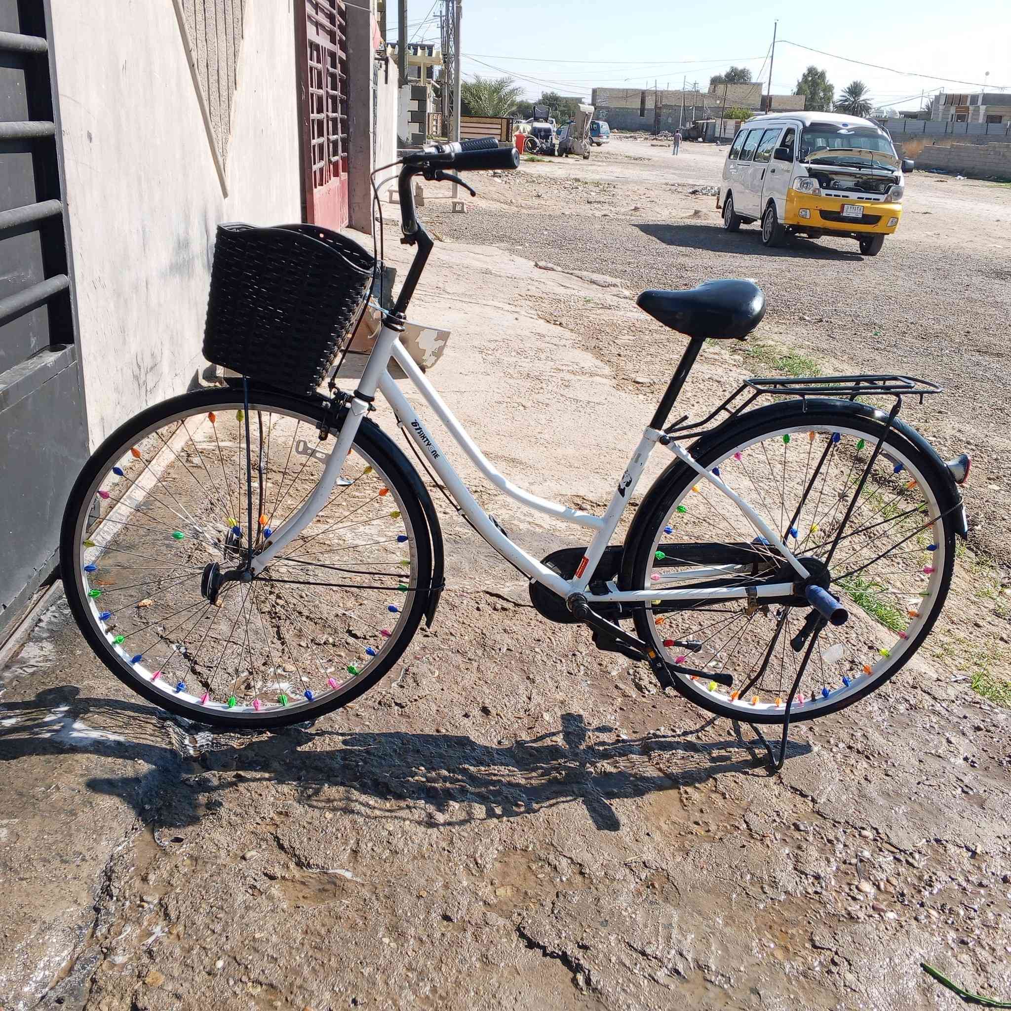 السلام عليكم بايسكل للبيع حجم 26
السعر 90 وبي مجال مكاني ابو غريب قريب السوك 
متواجد ع نت


**إذا كنت صاحب هذا الإعلان وتريد حذفه لأي سبب، رجاءا أرسل رسالة إلى الدعم الفني**