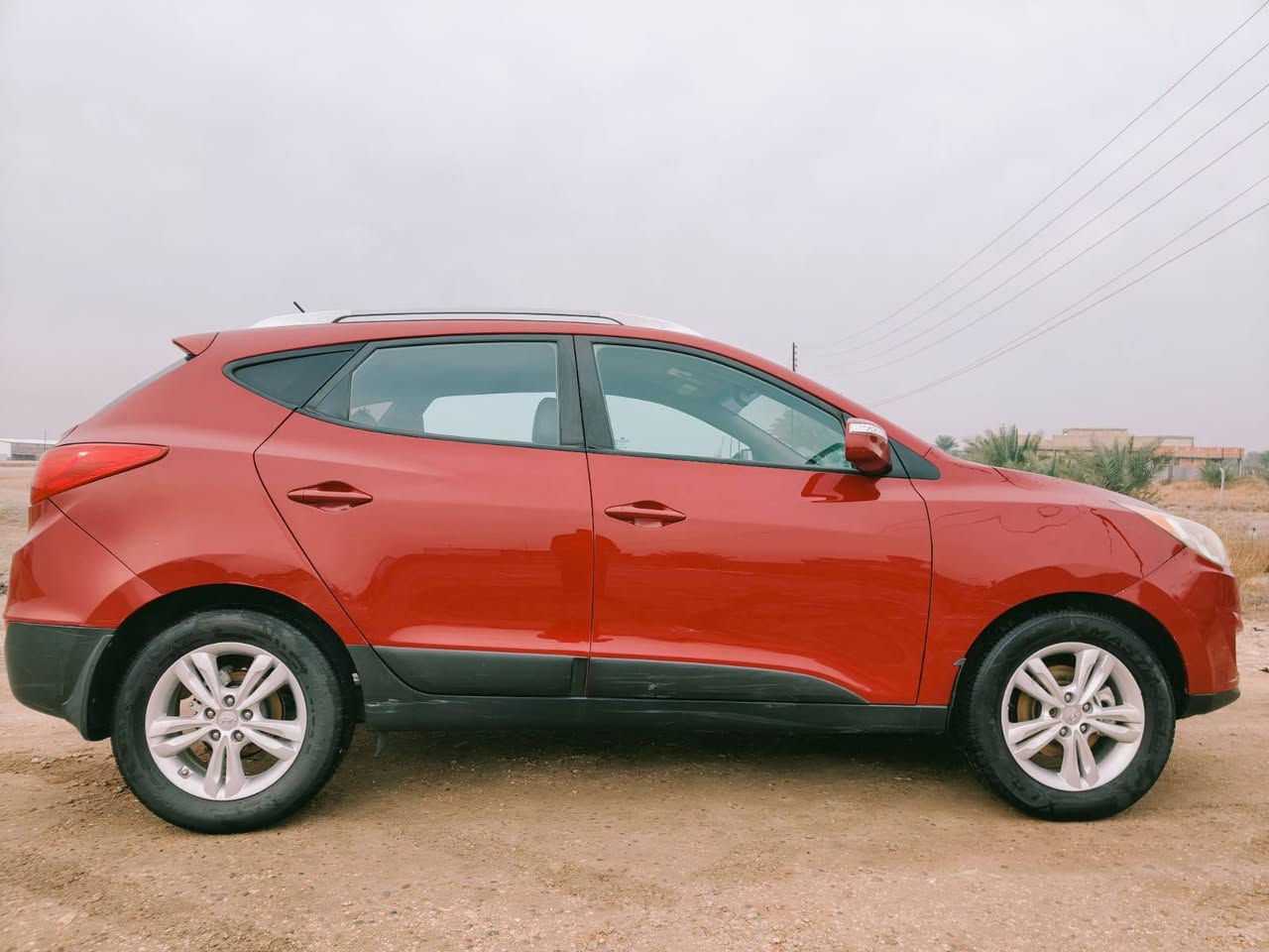 السلام عليكم توسان موديل 2013 وارد امريكي حادث مرفق السعر 123 وبيه مجال للاستفسار ***********
