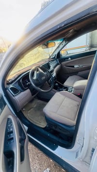 للبيع توسان 2019 خليجي رقم بغداد بسمي السياره فول كشنات  كهربائي محرك ...