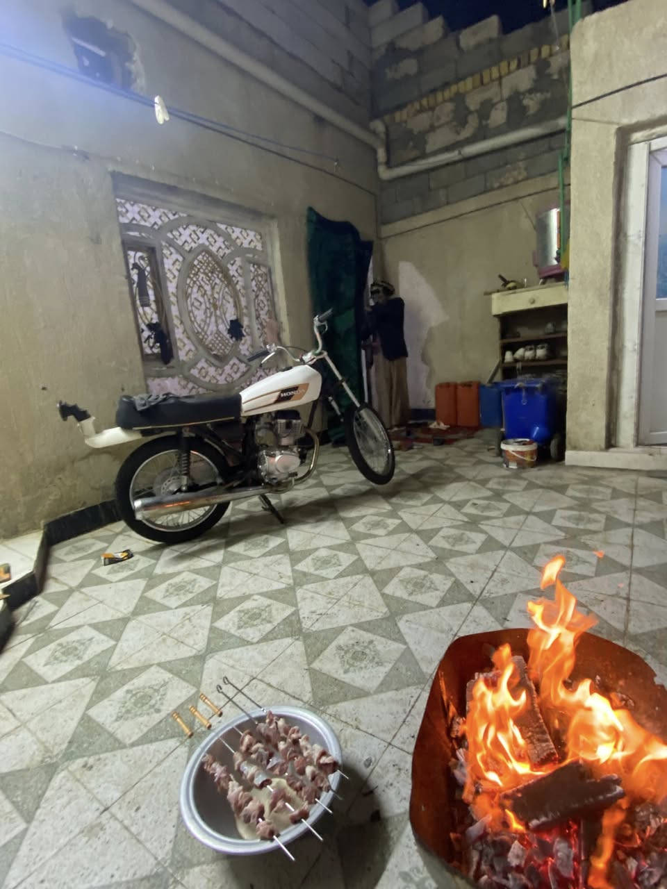 سلام عليكم سيجي نامه للبيع تعمير 25 شاصي سكنر أوراق السعر 700 وبيها مجال مكاني الناصرية￼ رقمي ‭٠٧٨٦ ٤٨١ ٢٣٧٧‬ ￼
