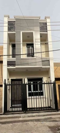 دار للبيع ٦٠متر طابقين بناء حديث حي الري  الشارع الاول بعد الشارع الرئ...