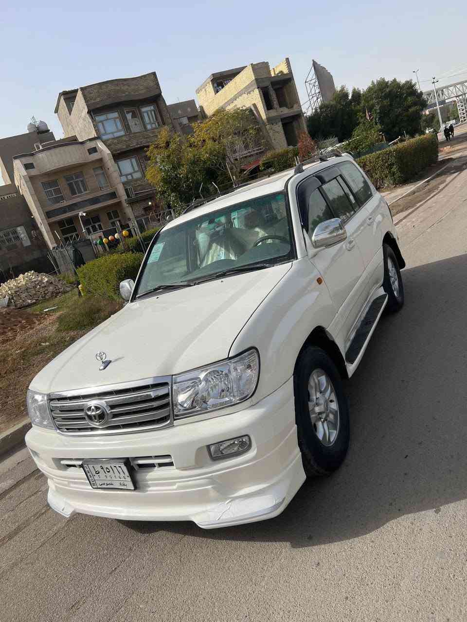 الندكروز 2006 مصبوغه عام الجماليه السعر 140 وبيه مجال بغداد البياع ***********
