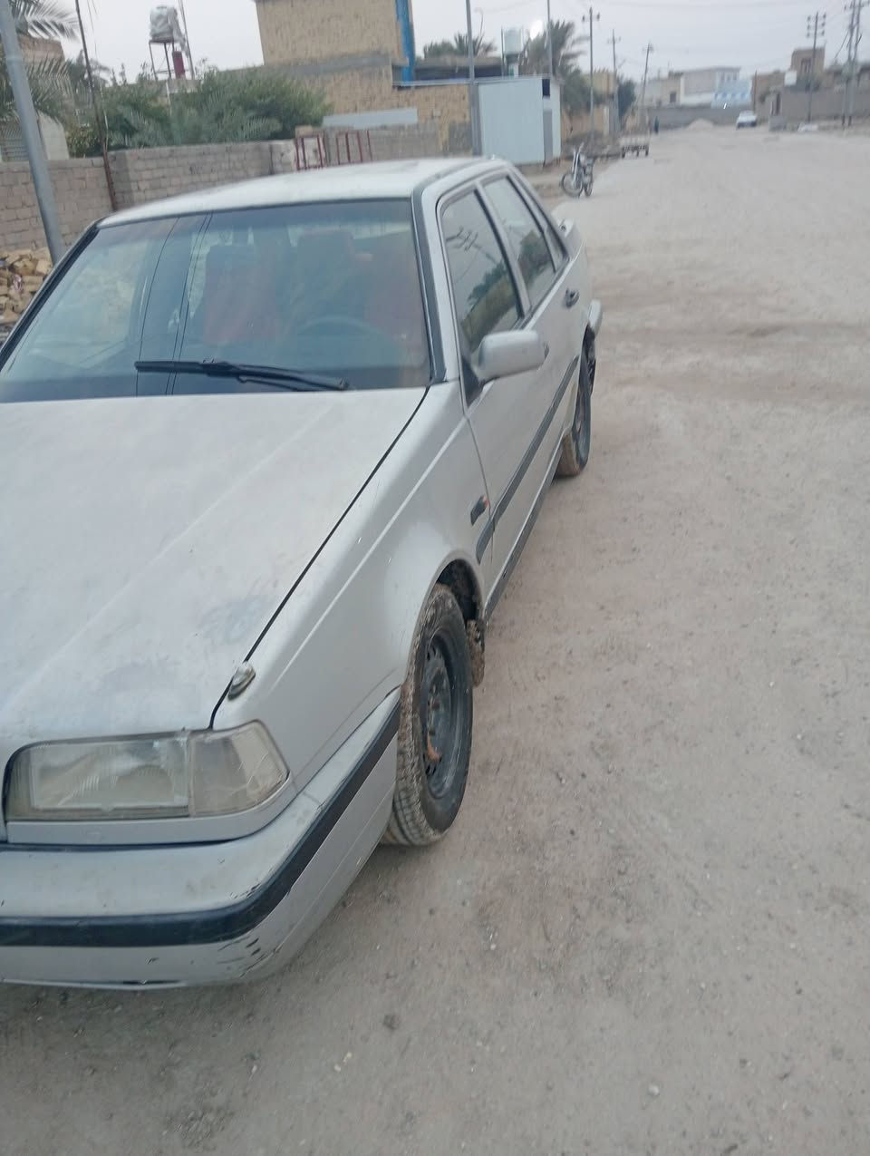 سلام عليكم للبيع فالفوالموديل95سياره حلوه عوزه ترتيب لاذربه ولاصبغ ابلادبيه خيط بخاررنك السعر25هاذه رقمي***********
